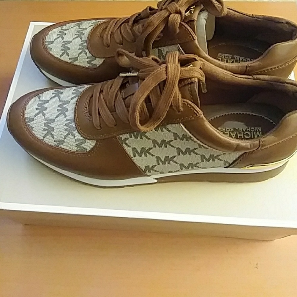 Michael Kors sneakers